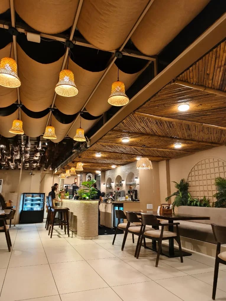 Piccolo Cafe (Indore)