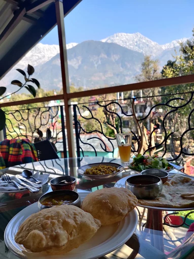 The Divine Hima Hotel | Restaurant & Bar (Sidhpur)