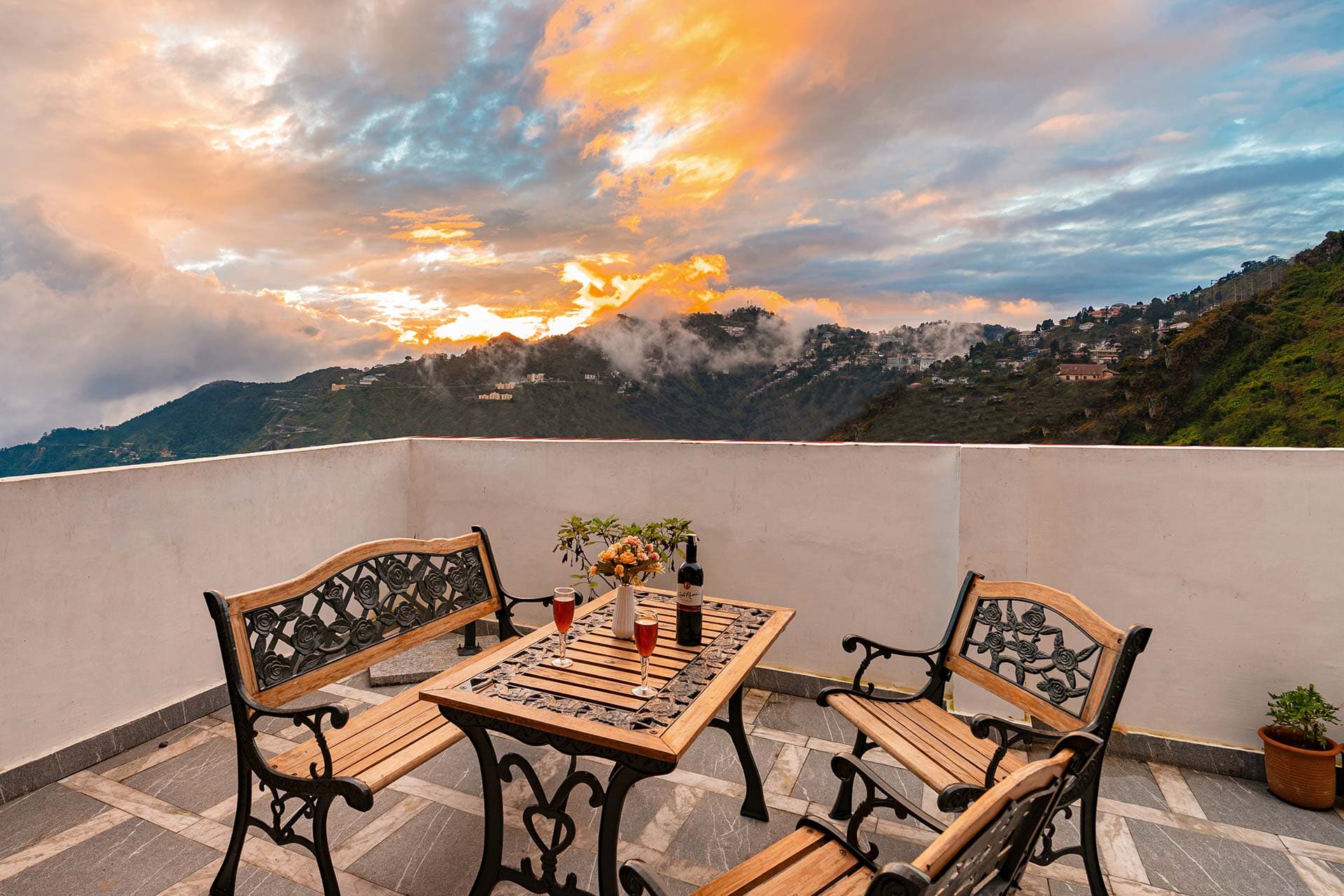 StayVista at Arncliff Villa in Mussoorie | 2 BHK Premium Holiday Home