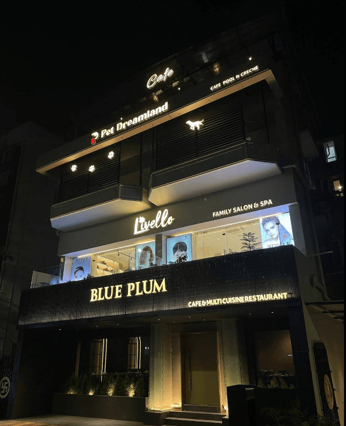 Pet Dreamland (Pet Cafe, Pet Pool & Pet Creche) (Kolkata)
