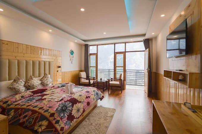 The 14 Gables, A Boutique Stay, Shanag, Manali (Pet Friendly Hotel)
