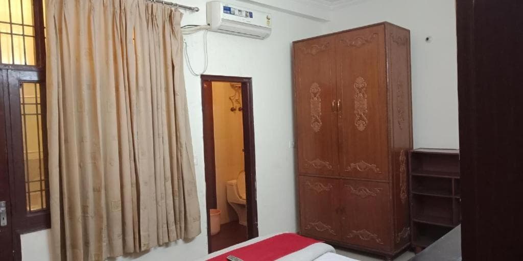 Shri Achyutam Villa