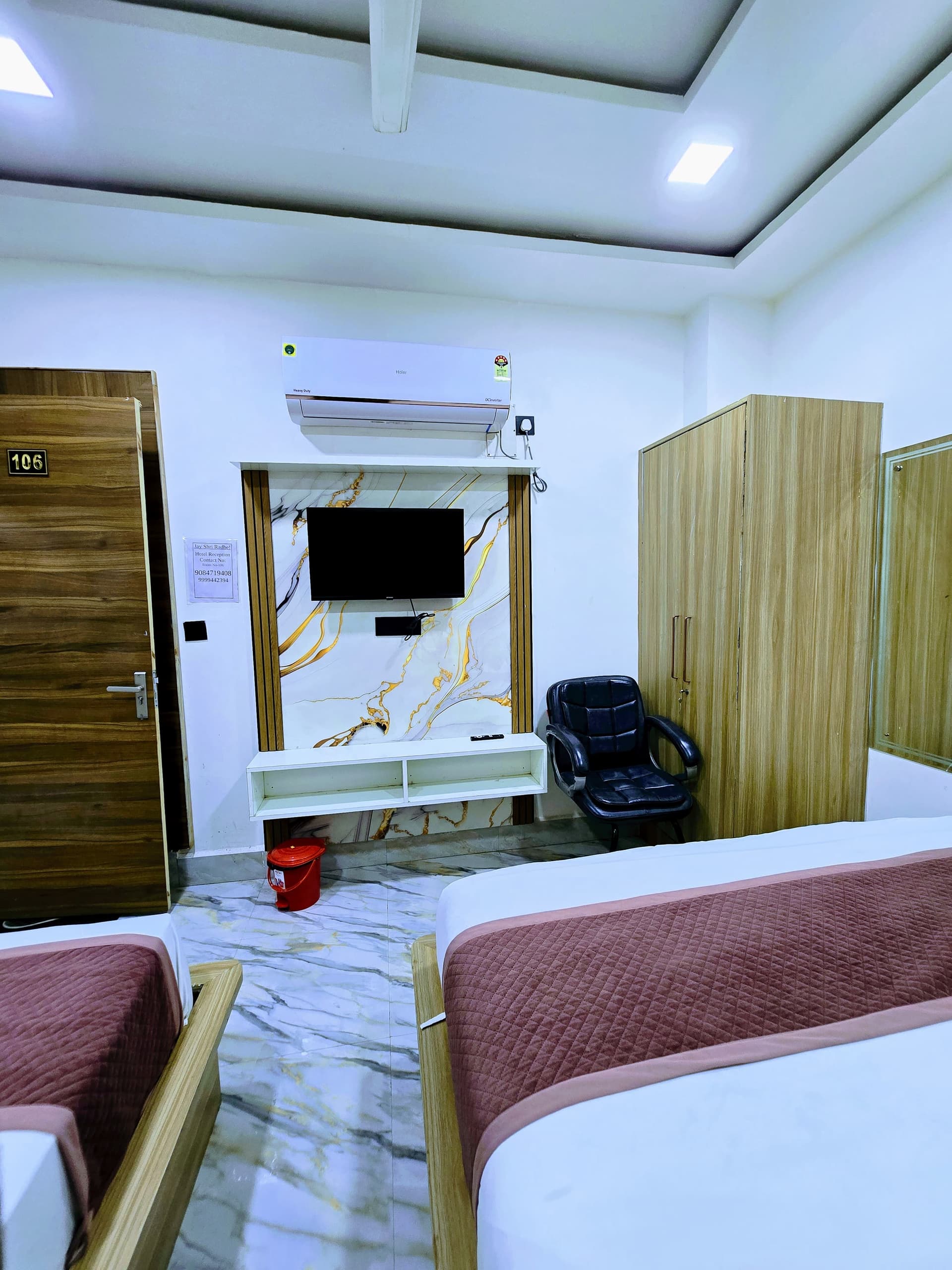 HOTEL AARAV GRAND (Mathura)