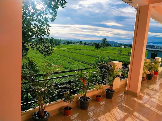 Airport Luxury Nature Valley Homestay- Best Luxury Room Near Jolly Grant Airport (Dehradun)