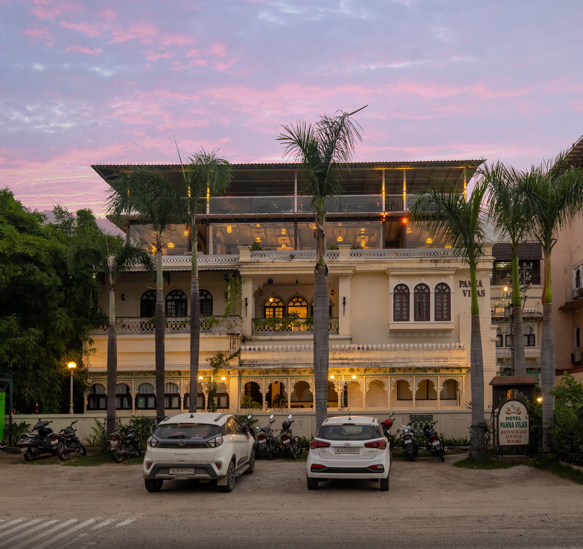 Panna Vilas - A Lake Facing Boutique Hotel (Udaipur)