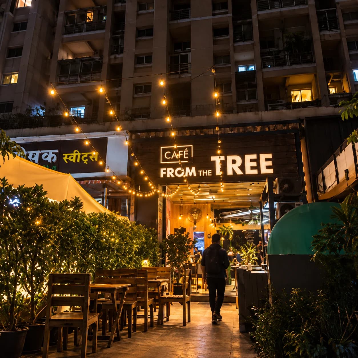 Cafe from the tree, Baner