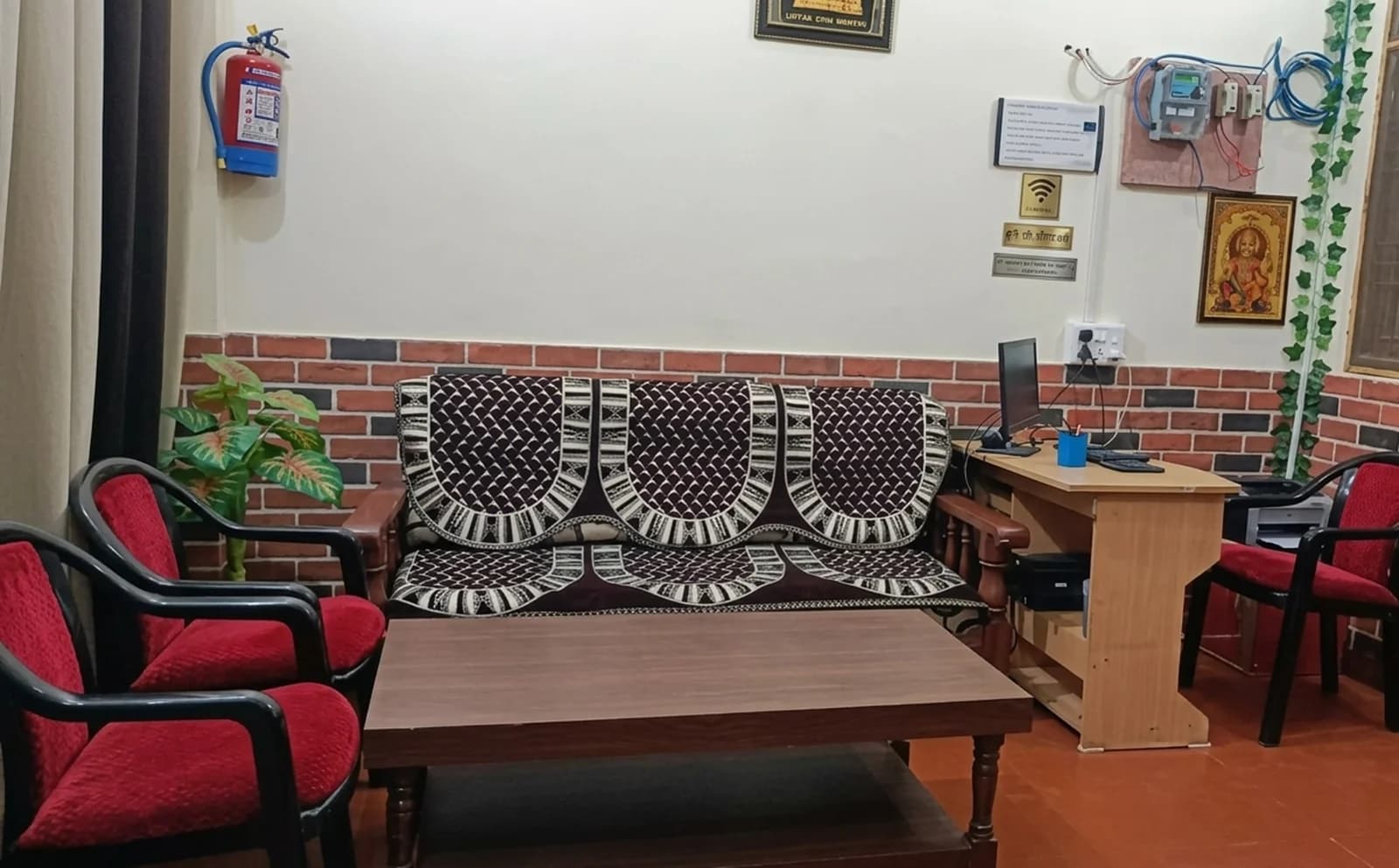 Krishna Kunj Home Stay & Resort, Ayodhya
