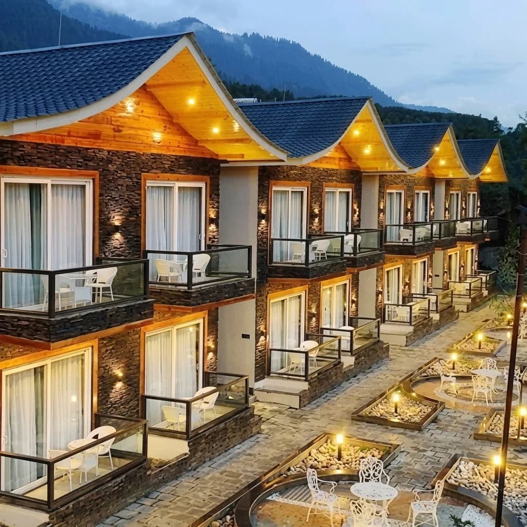 Hotel Shivalaya Retreat & Huts