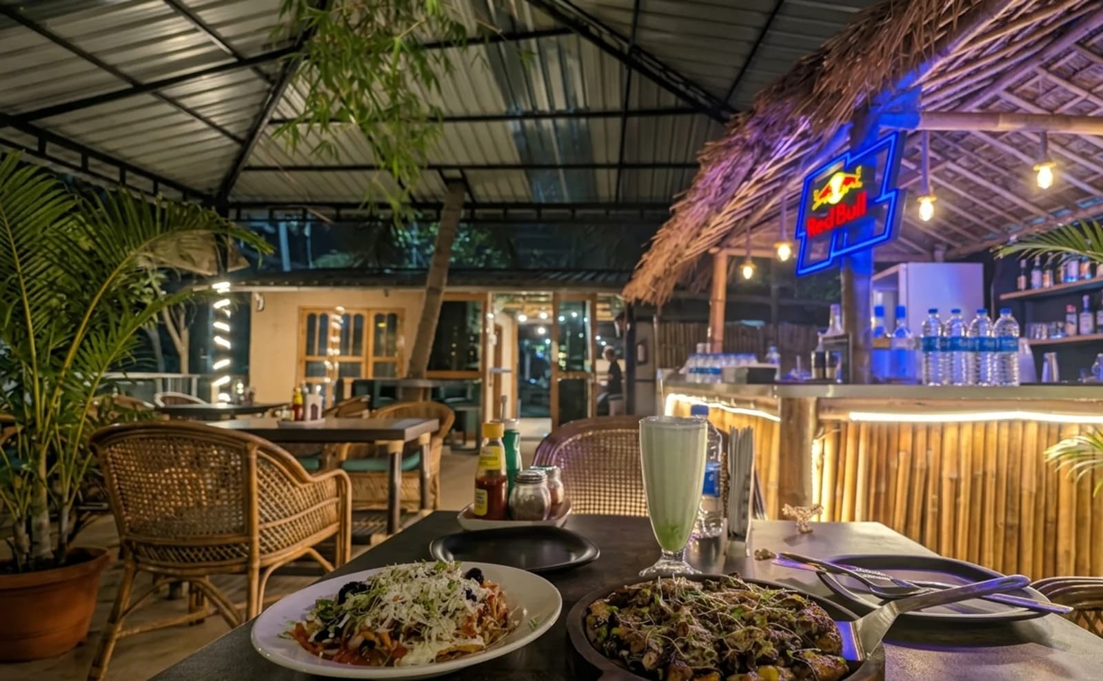 The HideOut Café