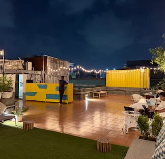 Locomo Hostel OG | Stay • Work • Eat