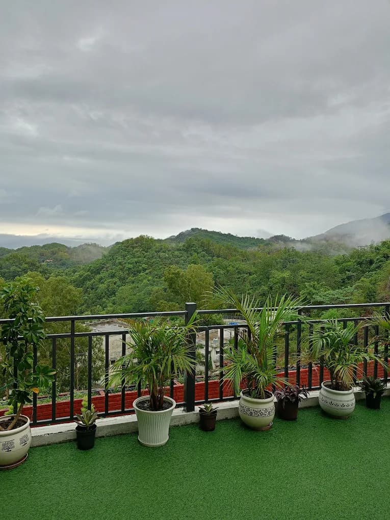 The Narayana, Dehradun (Doom Gaon)
