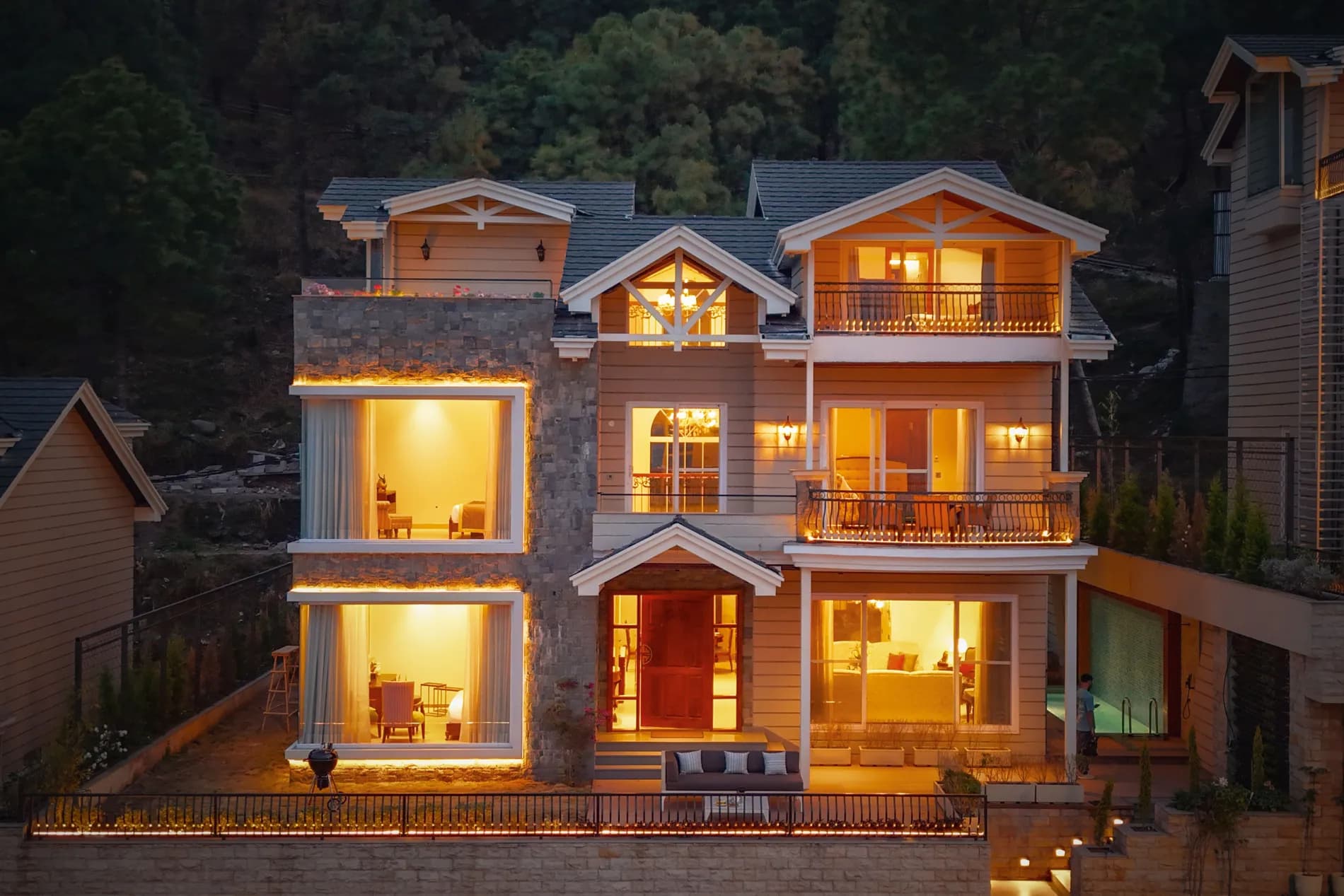 The Royce Daisy | Ultra-Luxe 4-BHK Villa With Private Pool, Jacuzzi, Steam Room & 360° Hill Views