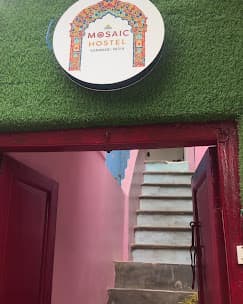 Mosaic Hostel Varanasi