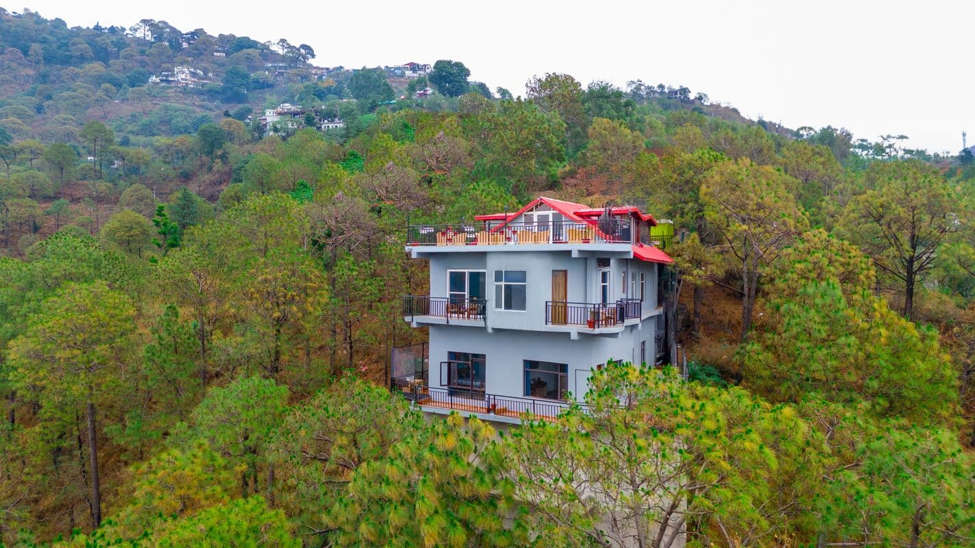 Alaya Stays by ELIVAAS Archee's Villa - Villa in Kasauli | 6 BHK Villa