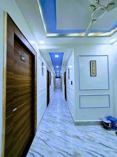 HOTEL AARAV GRAND (Mathura)