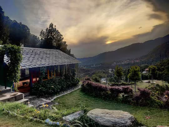 Camp Dharamshala - Luxury with peace - Luxury Tent (Tahu)
