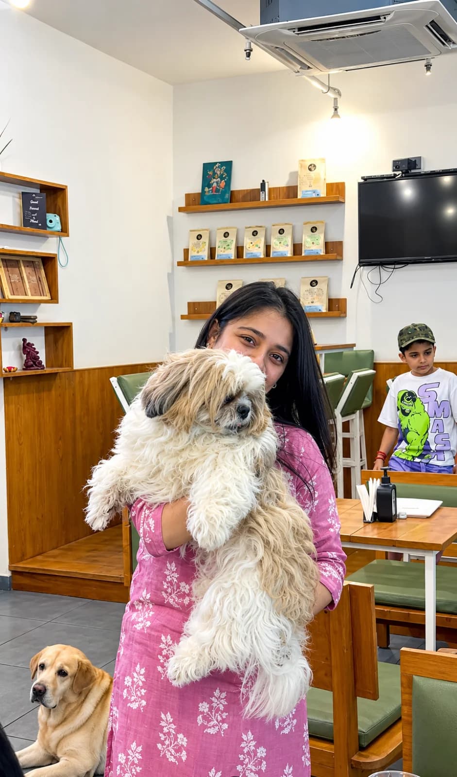 Pefeteria - Gujarat's 1st Pet Cafe