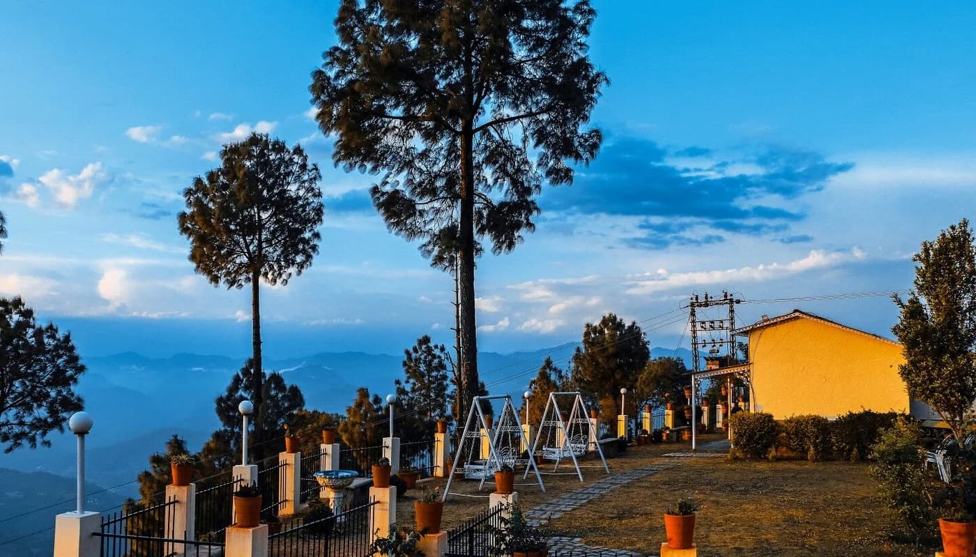 Mumukshu Resort (Pauri)
