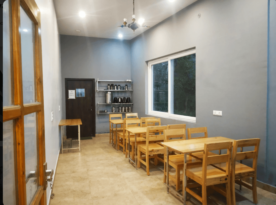 Hotel Vista | 100% Vegetarian | Best hotel Nainital