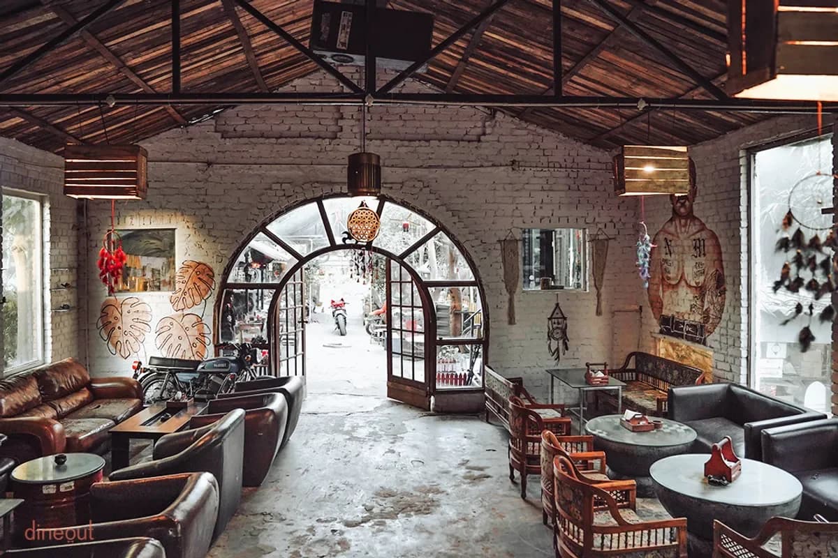 Throttle Shrottle Moto Cafe (Kolkata)
