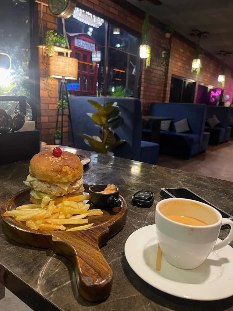Leaf Deck Café (Guwahati)