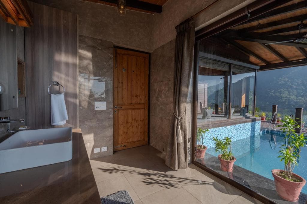SaffronStays Timber Crest | Quest | Nest - Villa in Dehradun (Kaknawamaychak Talai)