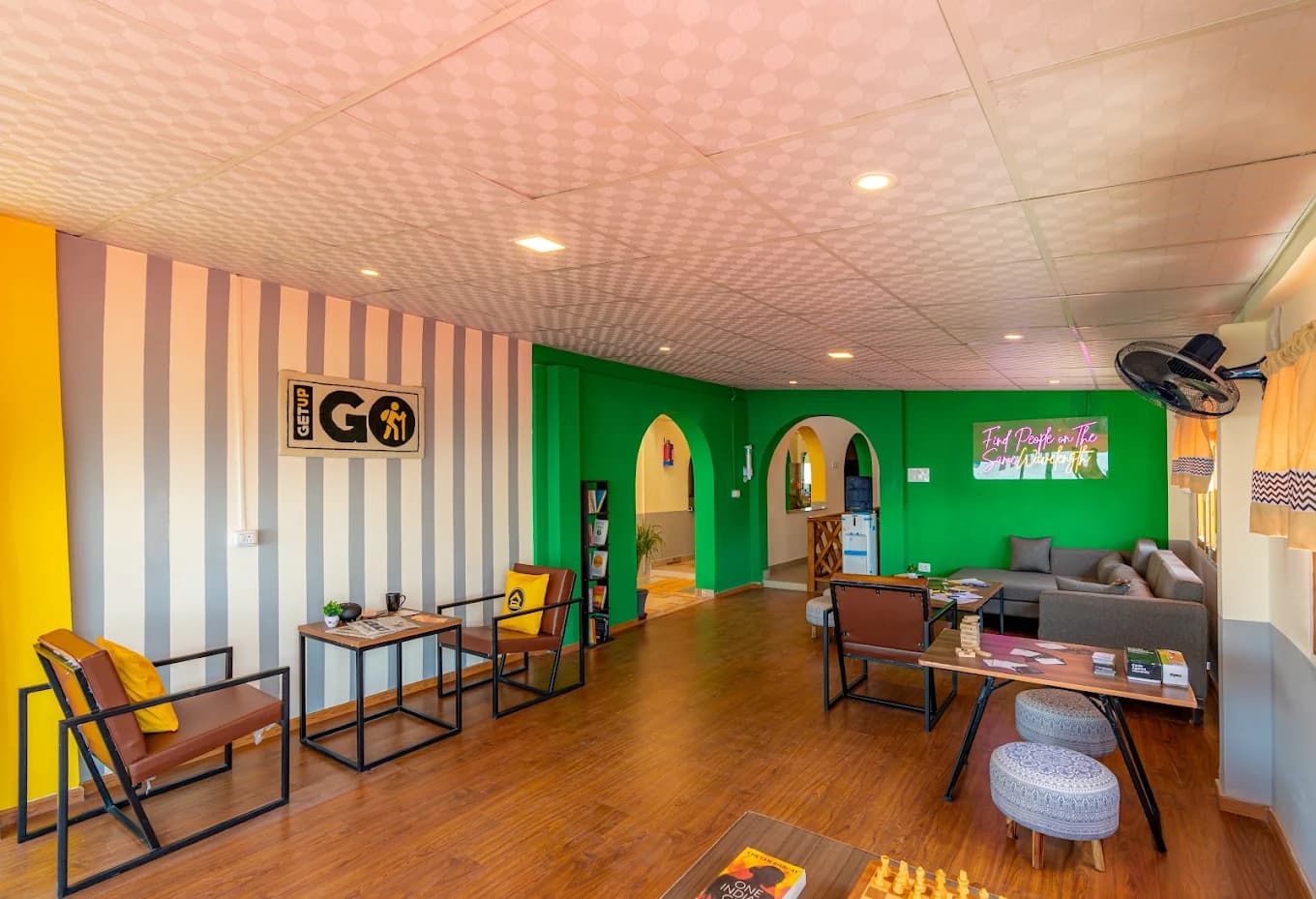 The Hosteller Mussoorie, Mall Road