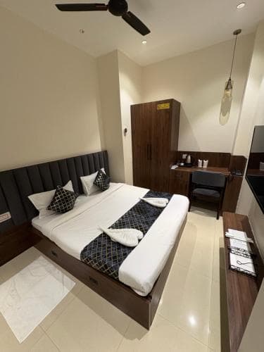 Mahant Ji Residency (Varanasi)