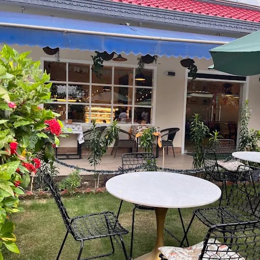 Flourmates Bakery & Cafe (Noida)