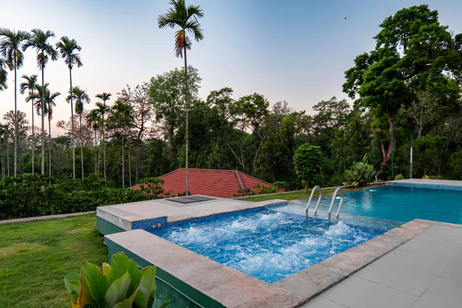 ELIVAAS Tranquility - 5 BHK Pet-Friendly Villa With Pool in Coorg