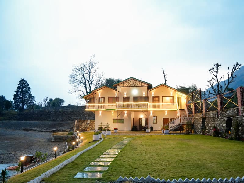 Monal Meadows - Luxury Villa in Naukuchiatal (Saikhola)