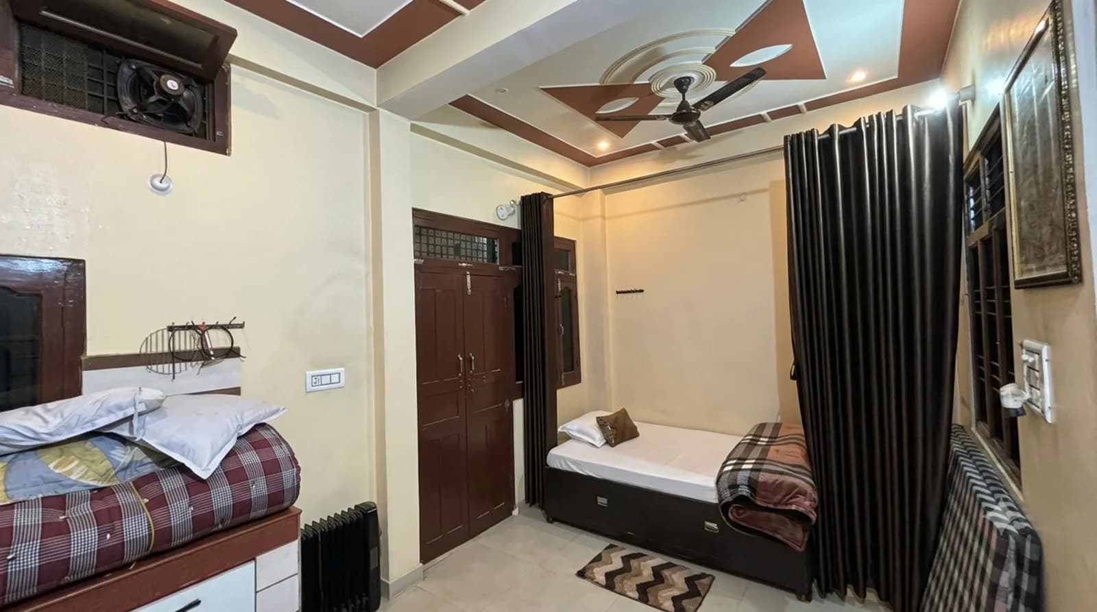 Krishna Kunj Home Stay & Resort, Ayodhya