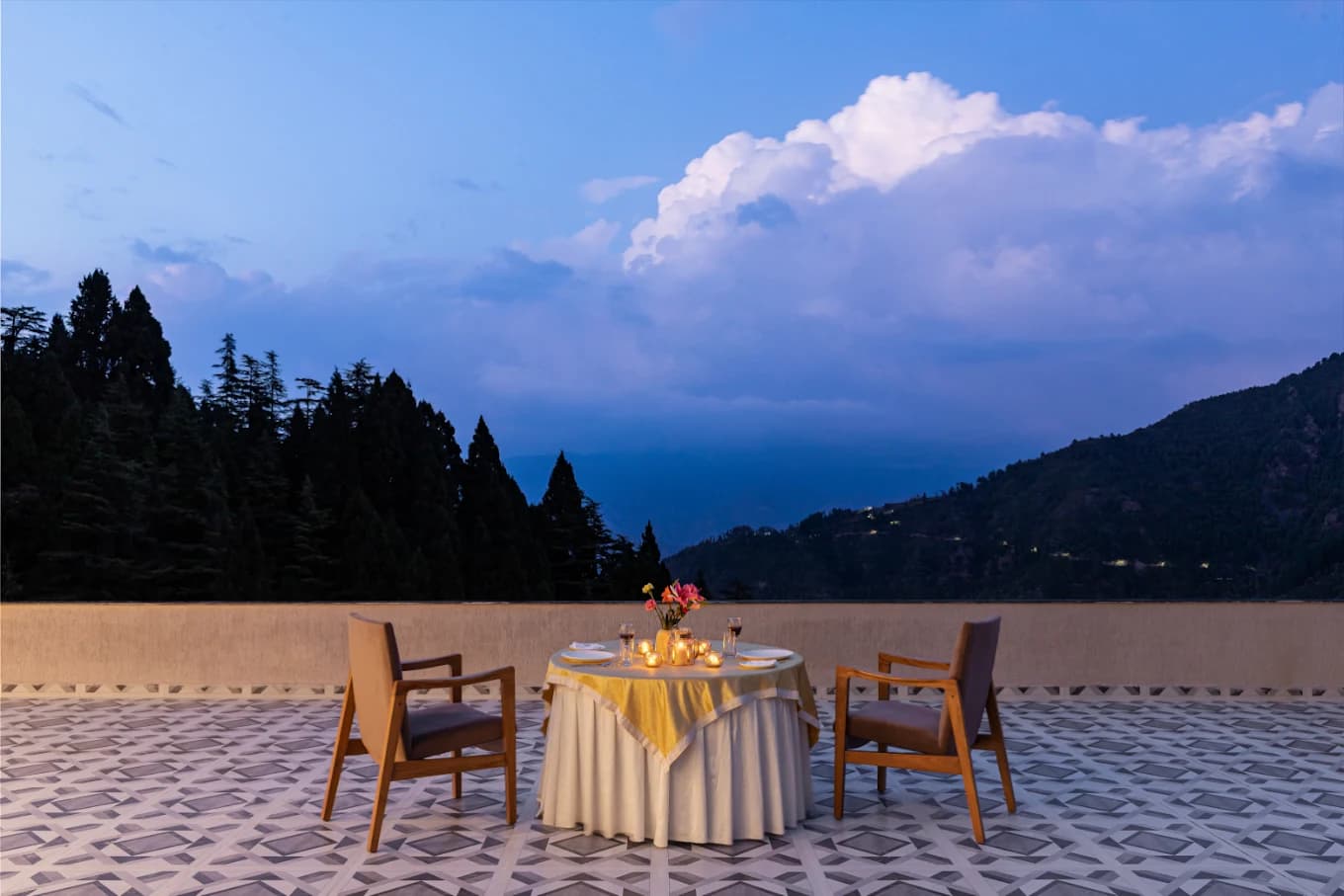 Country Inn Premier Pacific Resort, Mussoorie