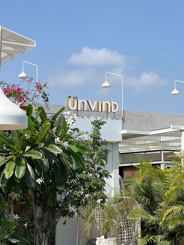 Unvind Cafe (Surat)
