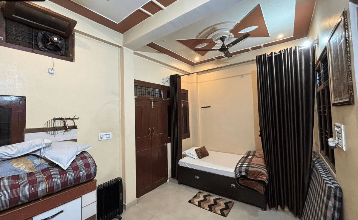 Krishna Kunj Home Stay & Resort, Ayodhya