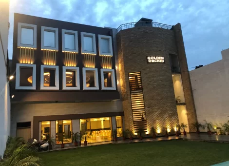 b8ff4ecca1c611eabf990242ac110002